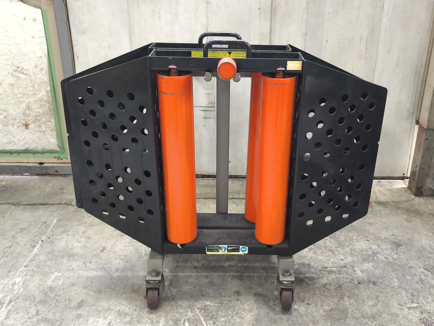 14065 中古 フリーローラー スタンド付き バンザイ BFR-75 輪荷重750kg