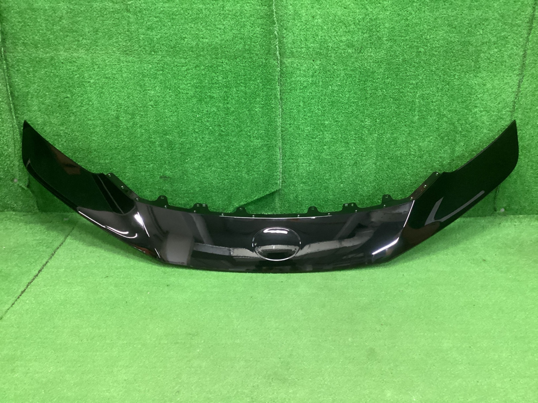 プリウス　フロントバンパーバー