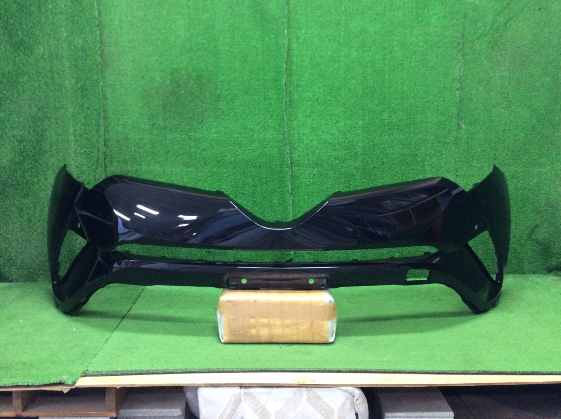 C-HR　フロントバンパー