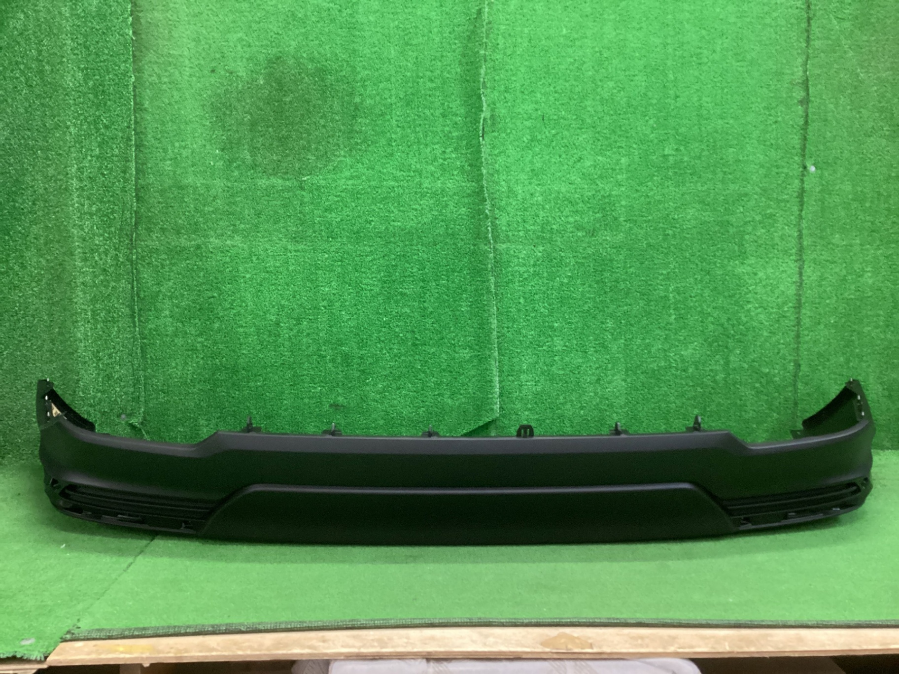 レクサスNX　リヤロアバンパー