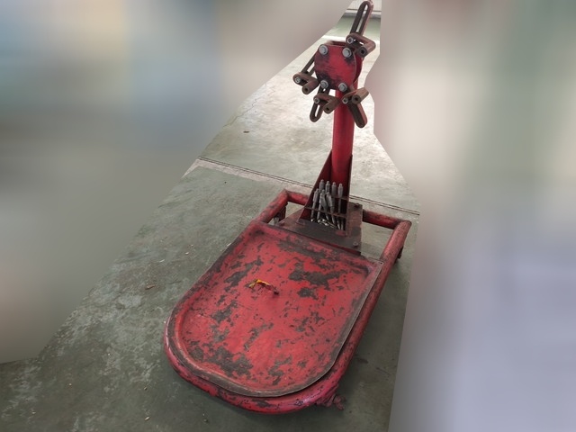 13995 中古 エンジンスタンド バンザイ