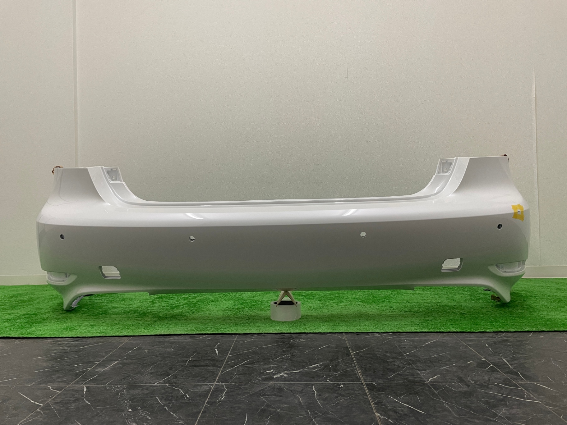 トヨタ LS460/460L、LS600h/600hL リアバンパー USF4# 52159-50931-A0