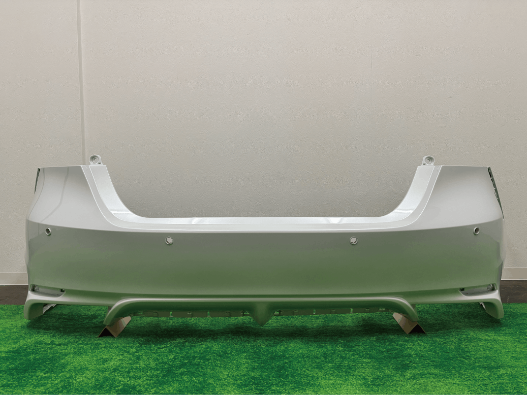トヨタ カムリ ハイブリッド フロントバンパー AXVH7# 52159-33996-A0