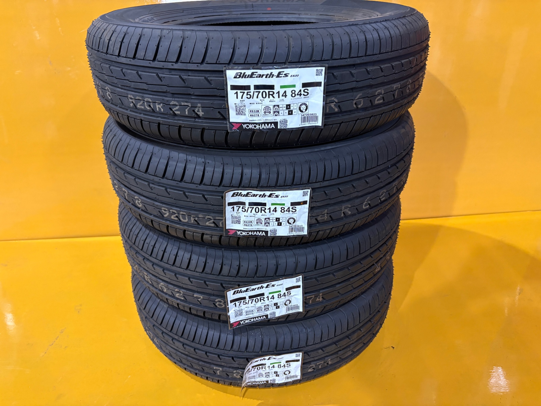 T87 ヨコハマ ブルーアースES32 175/70R14 84S 4本セット