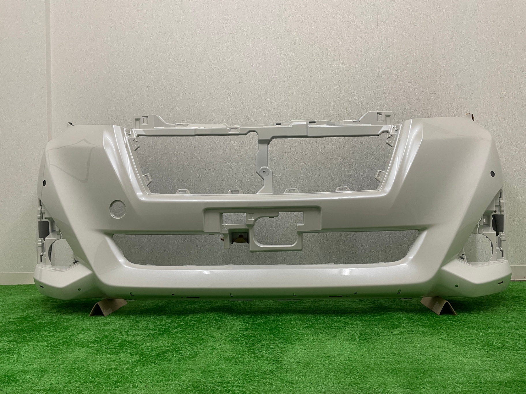 トヨタ ルーミー/タンク フロントバンパー M900/M910 52119-B1360-A0