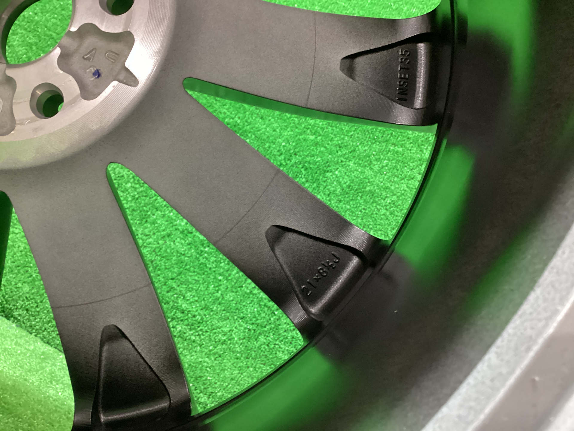 トヨタ　ホイール　クラウン クラウン 新車外し クラウンクロスオーバー 純正タイヤホイール マット