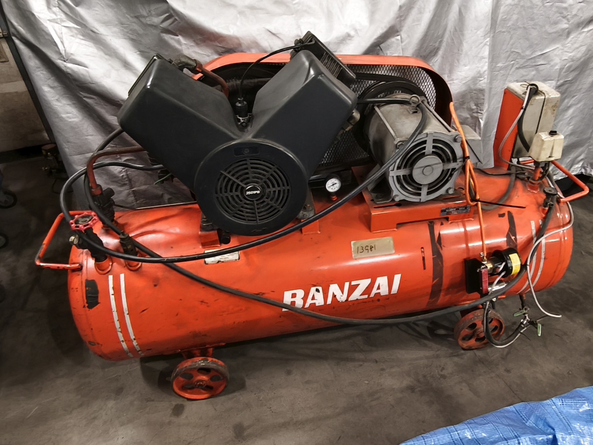 13981 中古 エアコンプレッサー CT-255PB バンザイ