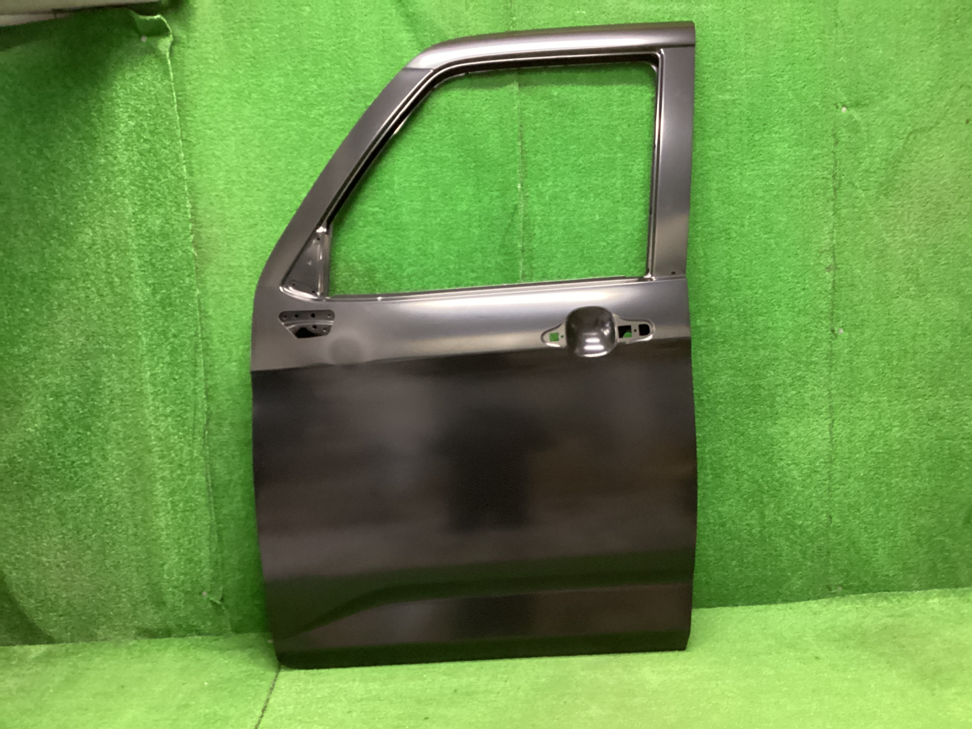 ルーミー　左Ｆドアパネル