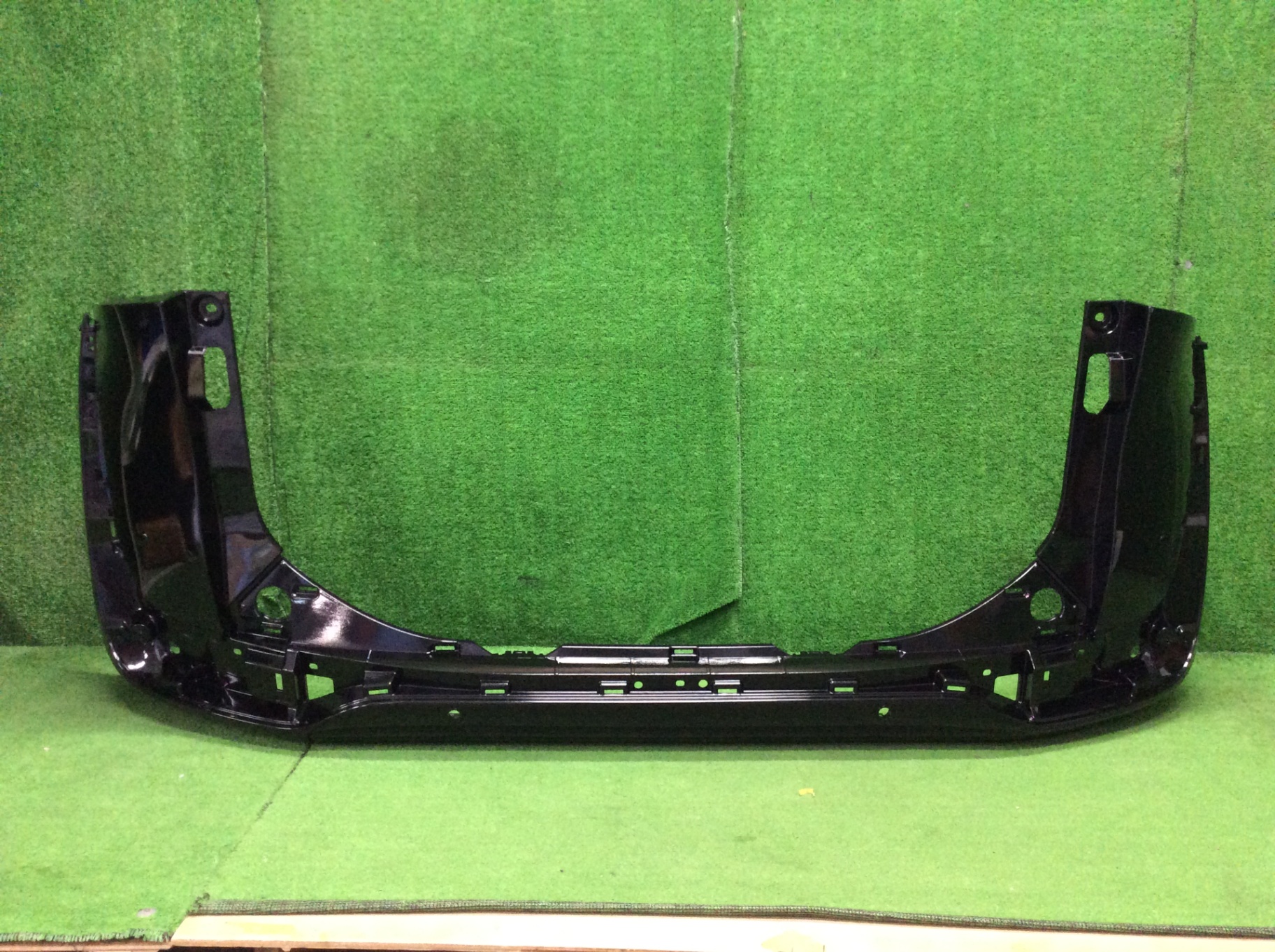 シエンタ　リヤバンパー