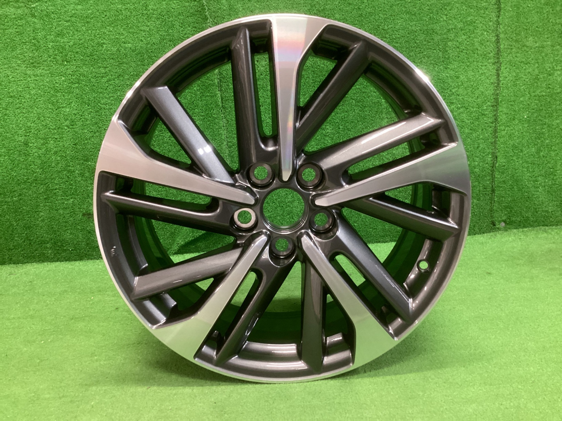 カローラクロス　純正ホイール