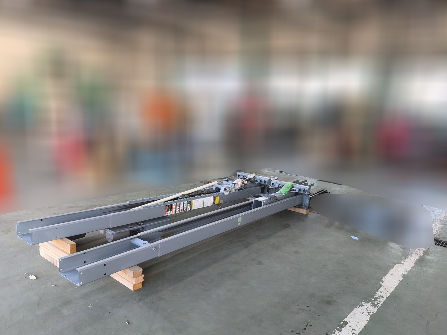 14027 中古 門型リフト スギヤス ビシャモン OSA37 能力3700kg 3段アーム