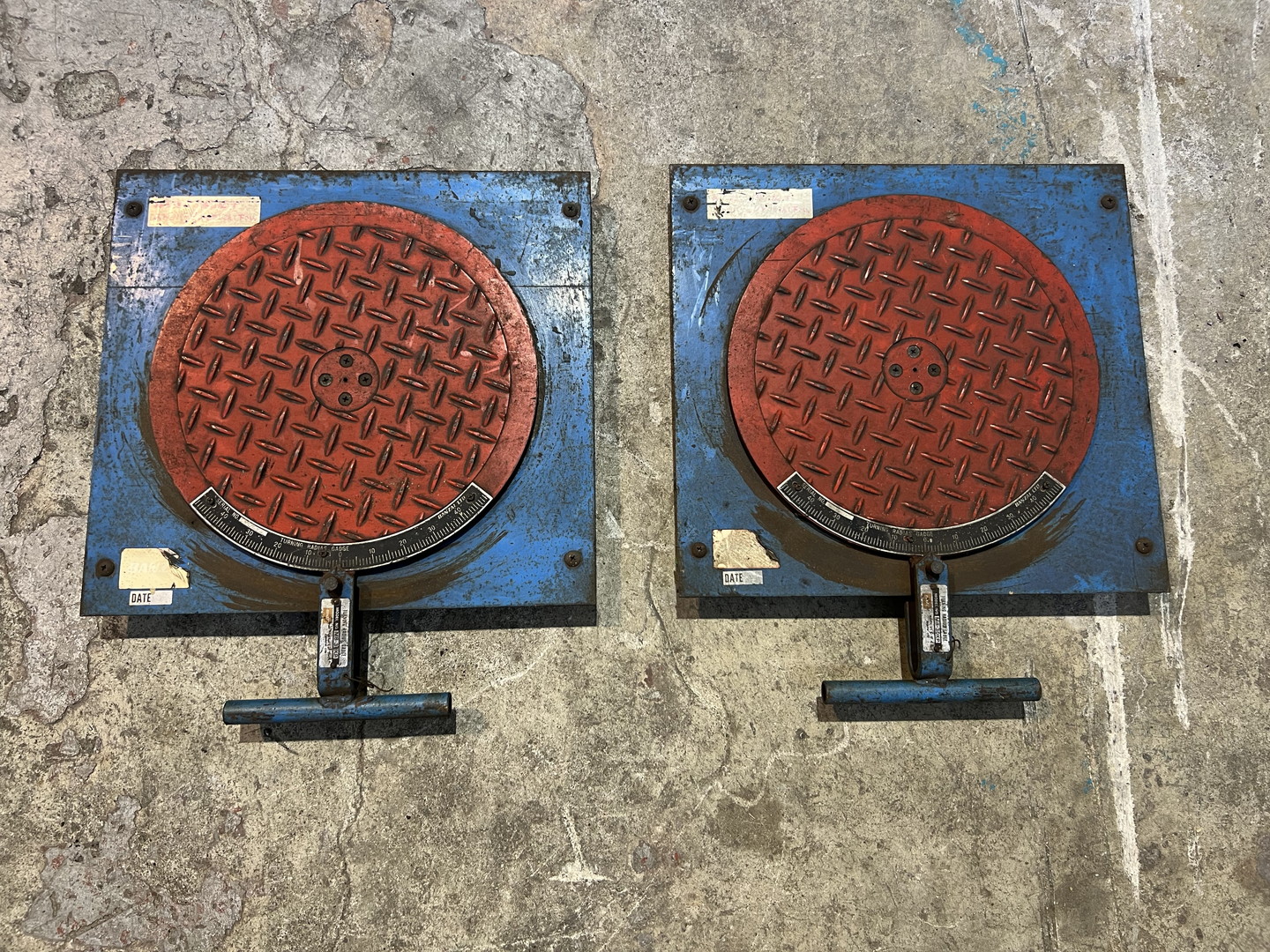 ターニングラジアスゲージ