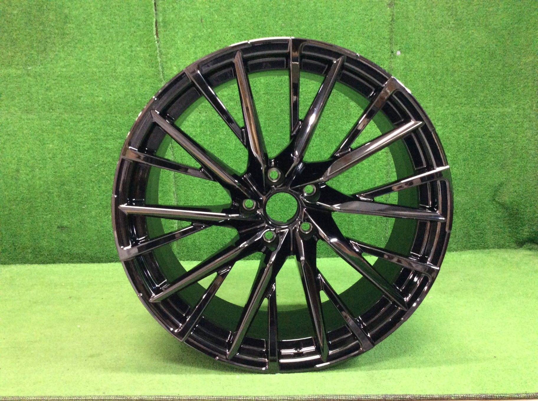 レクサスLC　純正ホイール