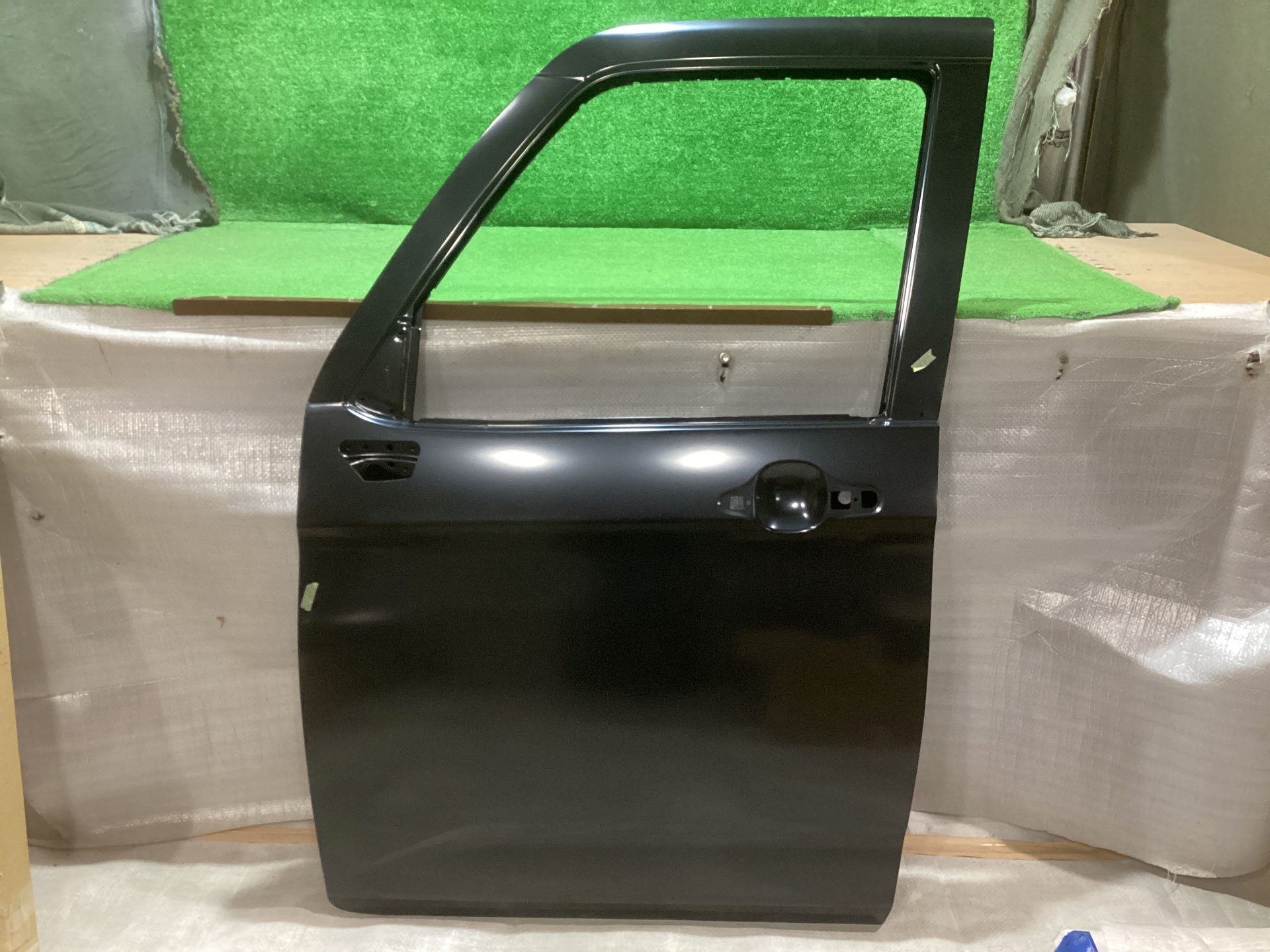 ルーミー　左フロントドアパネル