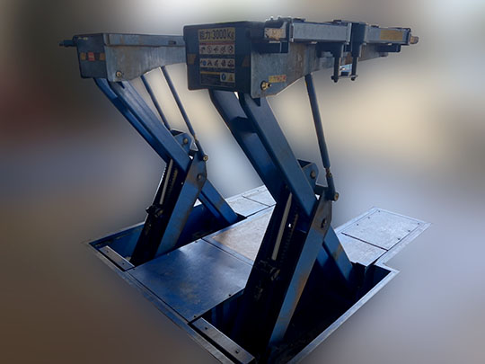 77　中古　Zイーグルリフト(１)　アーム付き