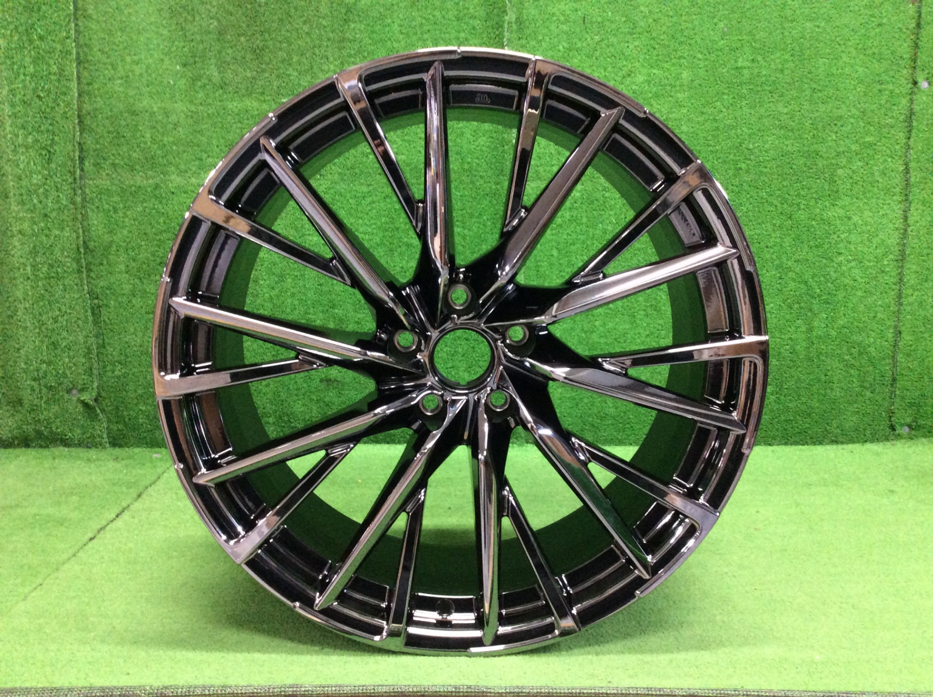 レクサスLC　純正ホイール