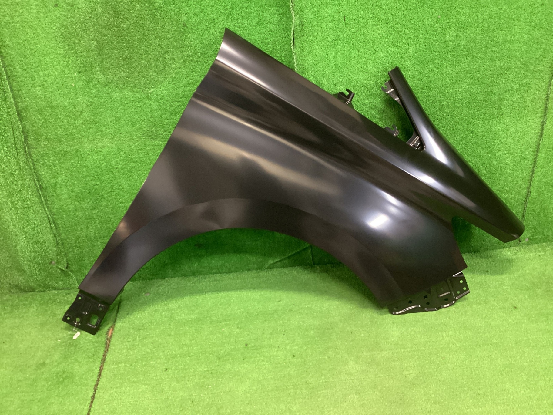 アルファード　右Fフェンダー