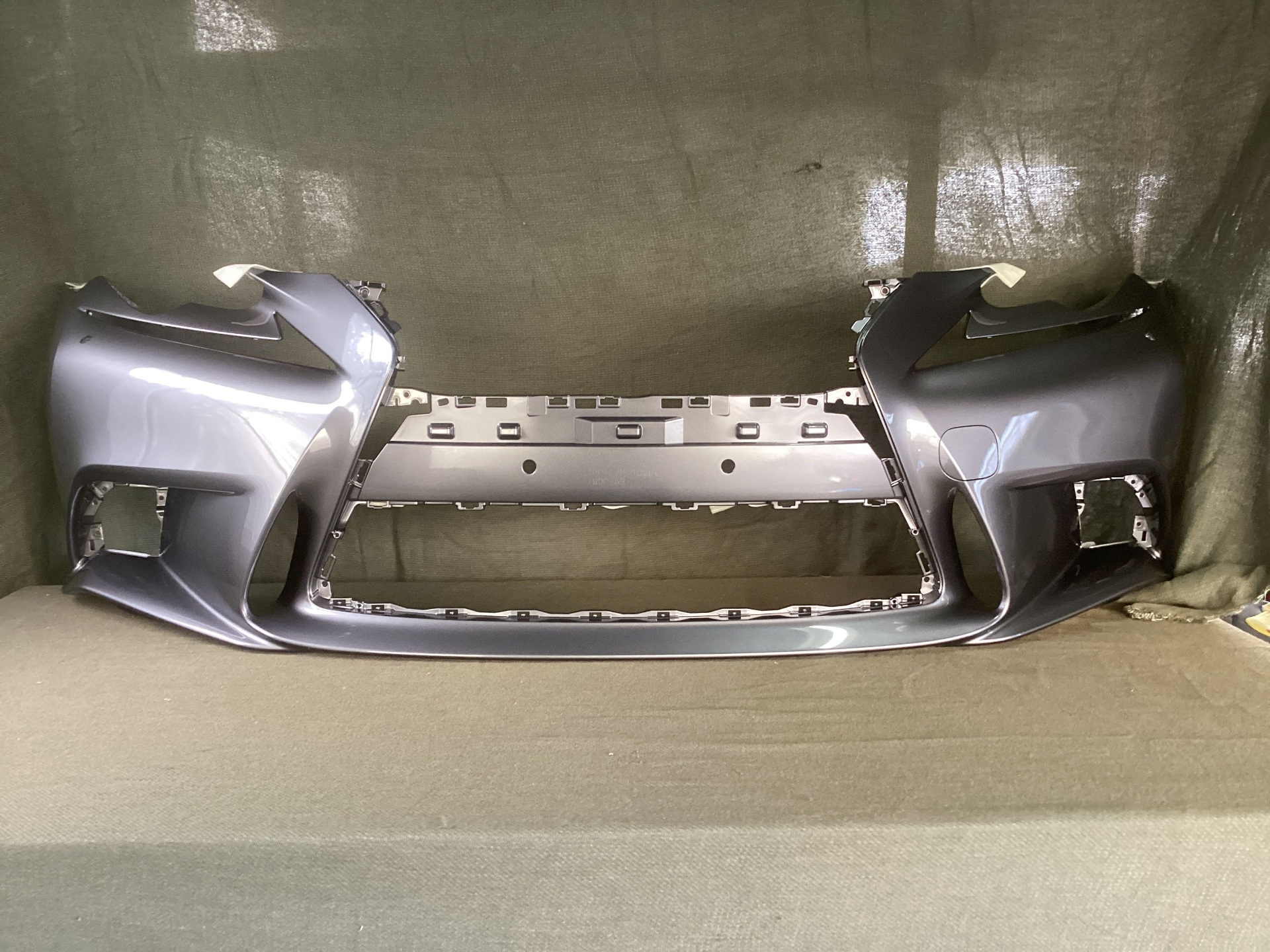 レクサスIS　フロントバンパー※送料無料※