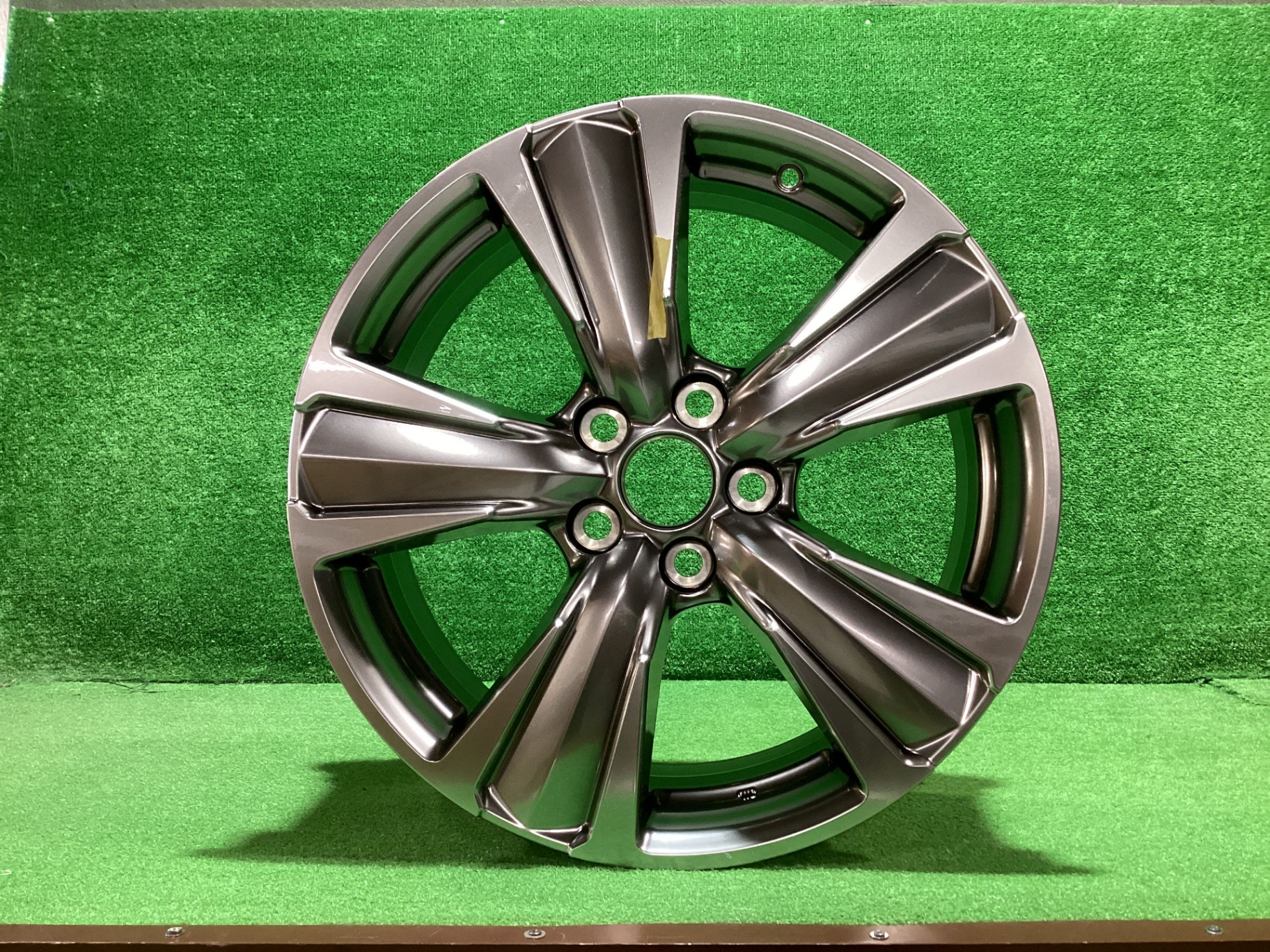 レクサスUX　純正ホイール