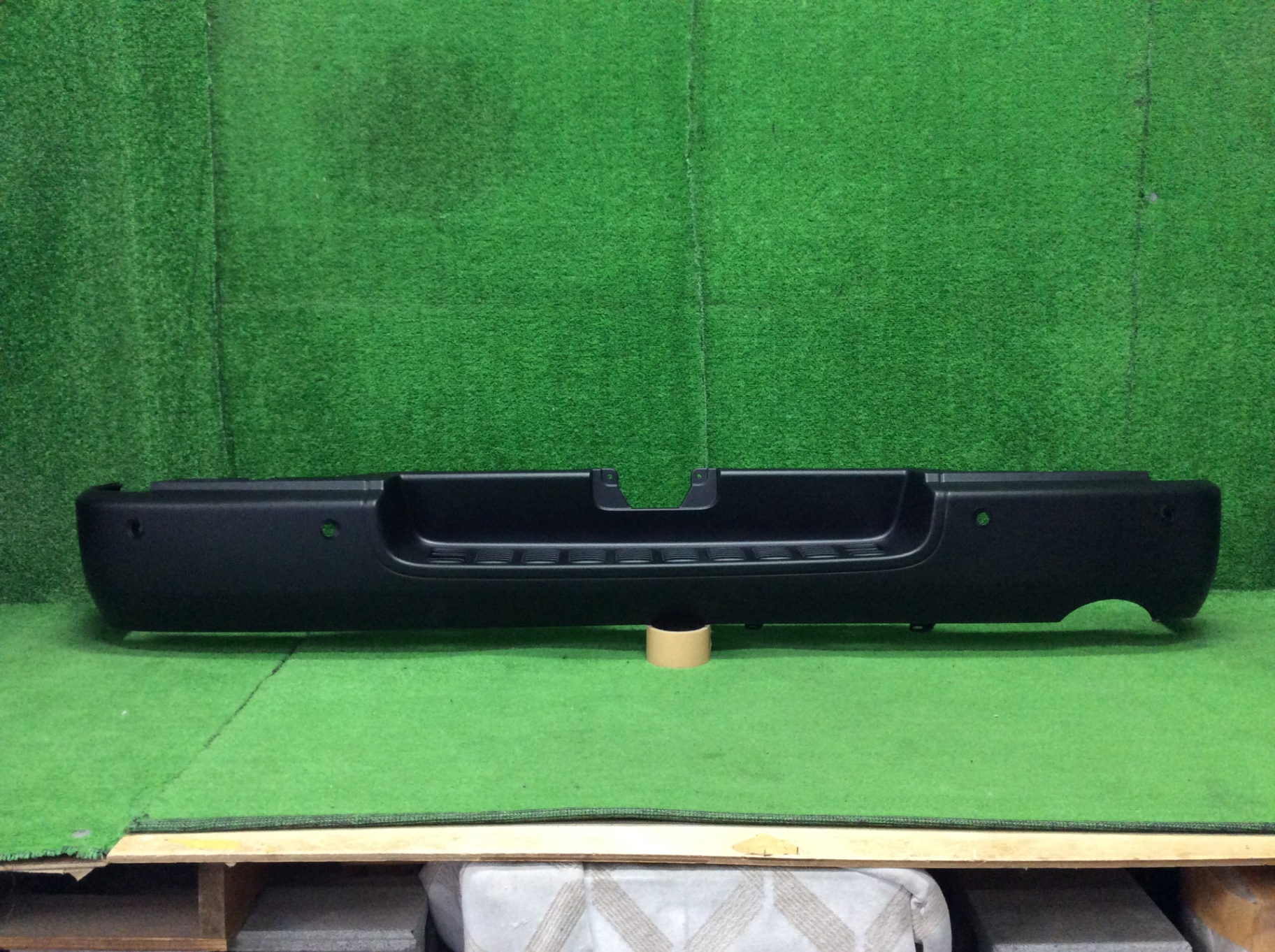 ハイエース　リヤバンパー