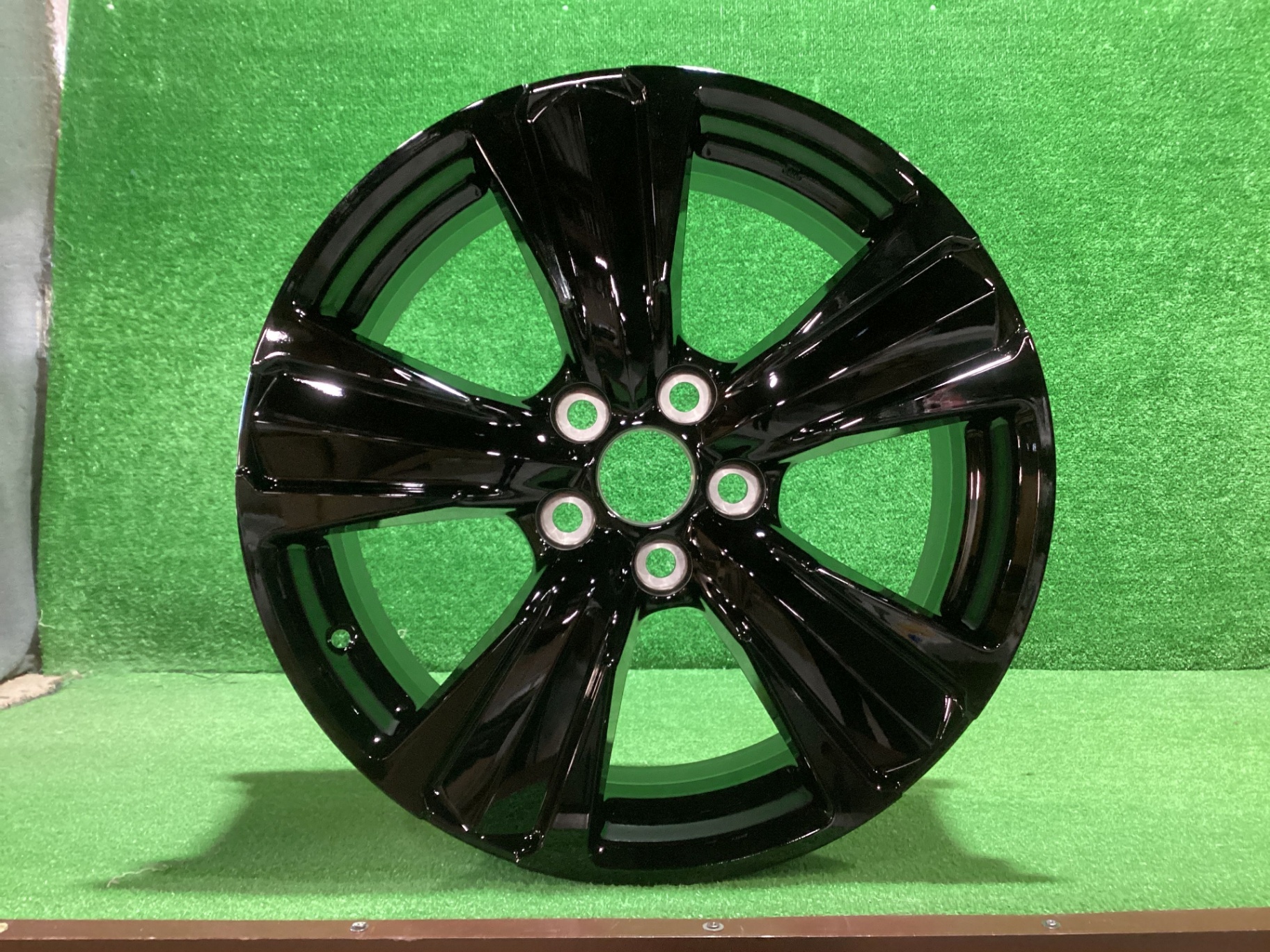 レクサスUX　純正ホイール