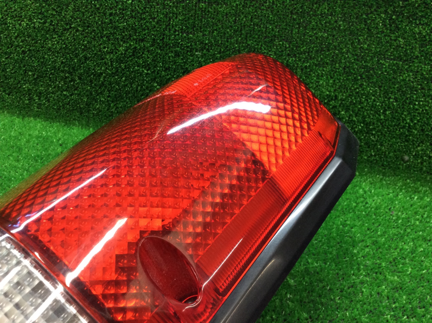 ランドクルーザー　右テールライト