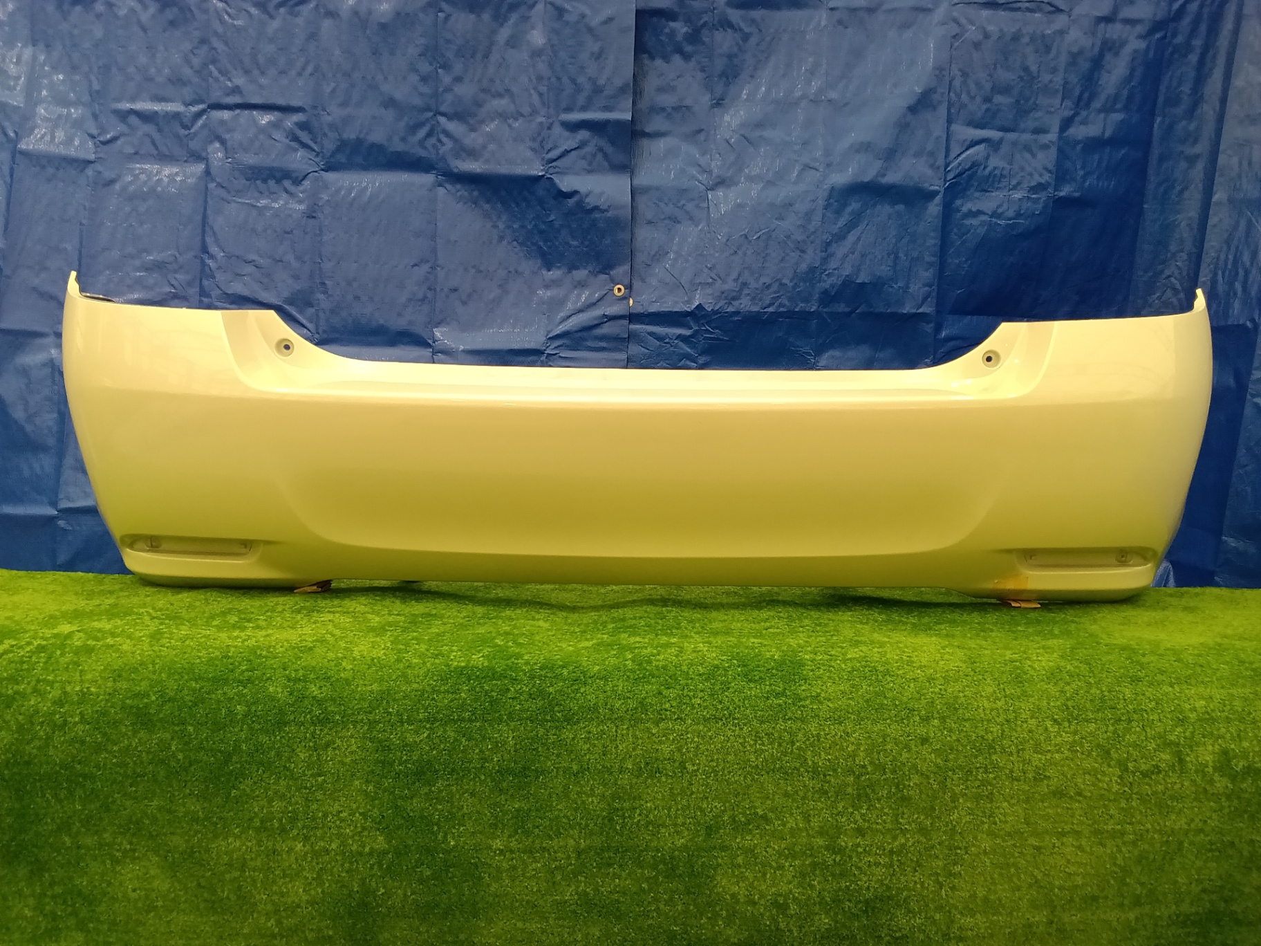 【送料無料】トヨタ カローラアクシオ／フィールダー リアバンパー NKE165,NRE160,NZE16# 52159-12C00-A1