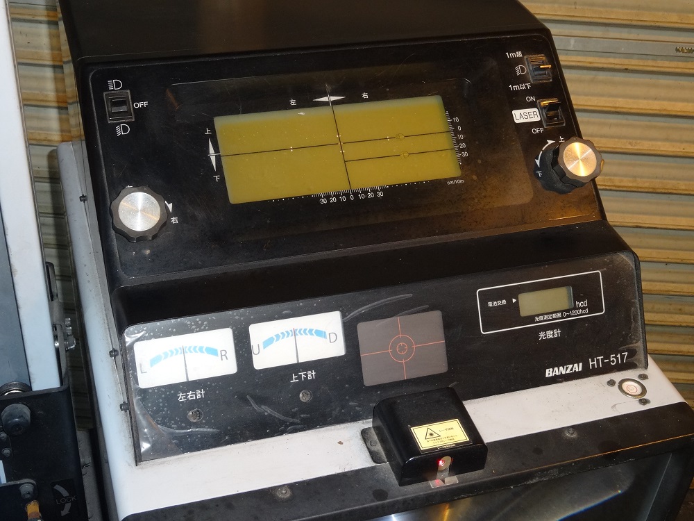 141　中古　バンザイ ヘッドライトテスター HT-507