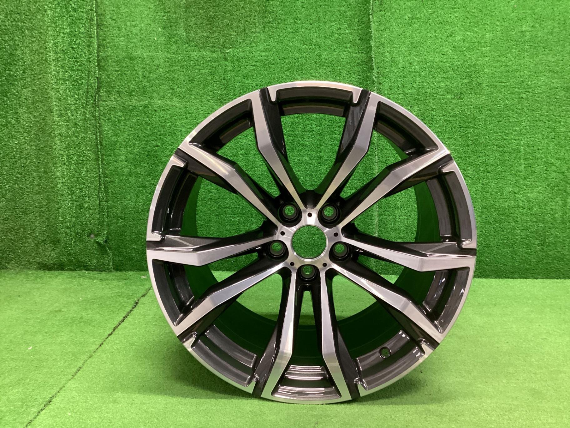 スープラ　純正ホイール